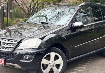 Mercedes-Benz ML 350 181.789 km 13.450 &euro; bonn 53175