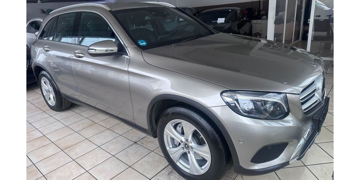 Mercedes-Benz GLC 250 122.000 km 25.900 &euro; Bonn 53119