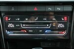 VW T-Roc 2,0 TDi 4-Motion R-Line Navi DSG SOFORT !!! 29.000 km 29.950 &euro; Bonn 53225