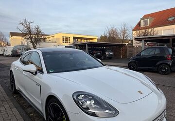 Porsche Panamera 95.589 km 53.500 &euro; Koln 50739
