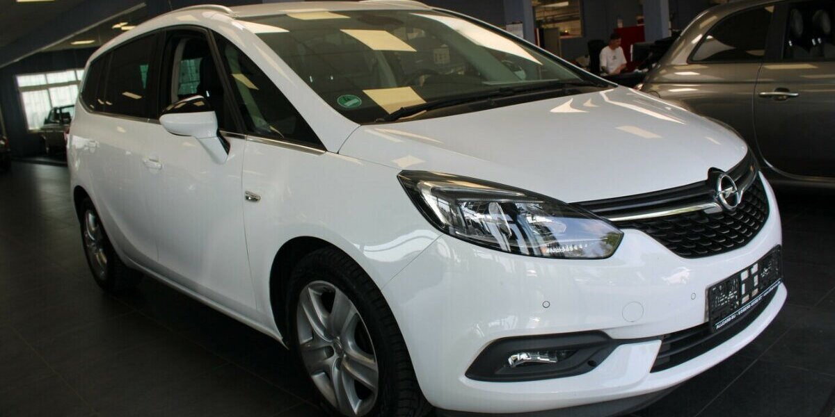 Opel Zafira 1.6 DIT Innovation - 7-Sitzer- 83.904 km 15.980 &euro; Euskirchen 53881