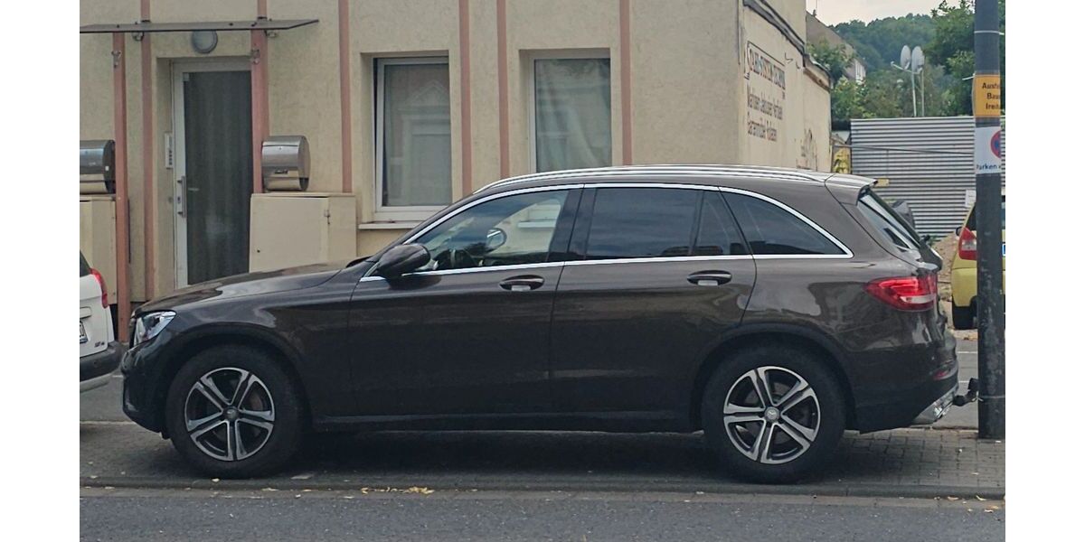 Mercedes-Benz GLC 220 245.000 km 14.500 &euro; Lübeck 23558