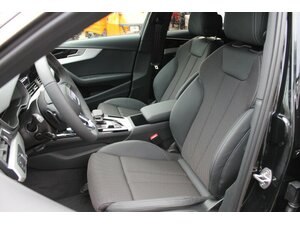 Audi A4 Avant TDi Quatt S-Line Navi AHK Standh Matrix 8.000 km 39.950 &euro; Bonn 53225