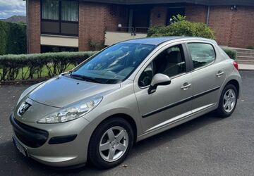 Peugeot 207 127.000 km 2.999 &euro; Bonn 53177