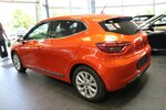 Renault Clio 1.6 E-TECH Hybrid 140 Intens 49.815 km 14.480 &euro; Euskirchen 53881