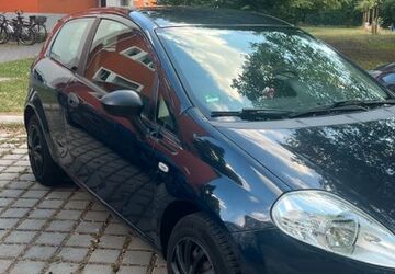 Fiat Grande Punto 177.000 km 1.699 &euro; Bergisch Gladbach 51467