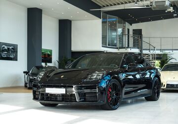 Porsche Panamera 19.770 km 139.980 &euro; Köln 51147