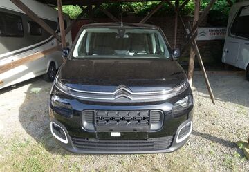 Citroen Berlingo 19.200 km 32.990 &euro; Bergisch Gladbach 51465