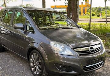 Opel Zafira 63.500 km 7.999 &euro; Köln 51107