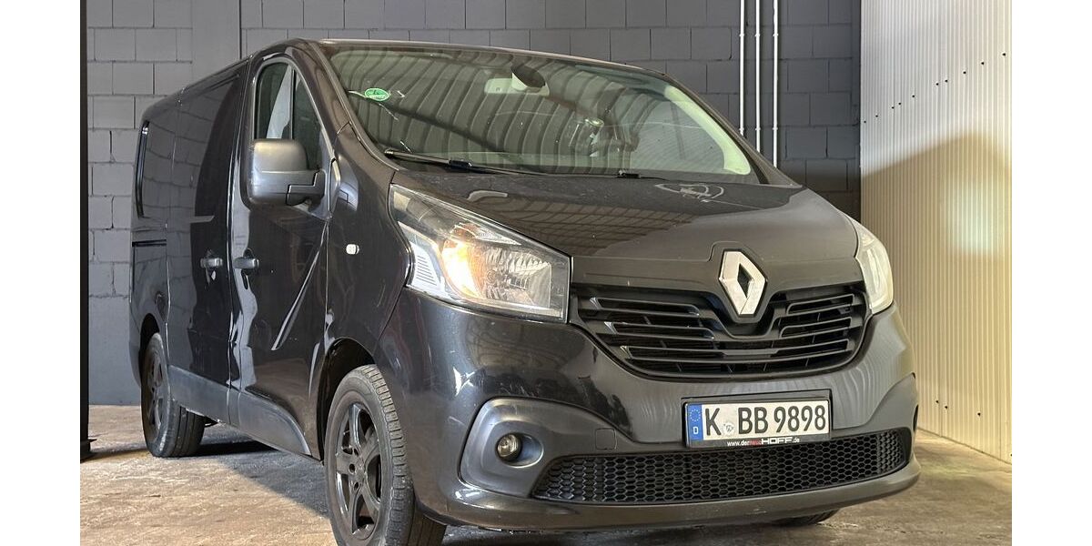 Renault Trafic 121.500 km 7.850 &euro; Köln 50829