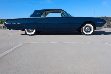 Ford Thunderbird 139.459 km 22.900 &euro; Königswinter bei Bonn 53639