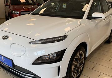 Hyundai KONA 23.634 km 17.340 &euro; Bonn 53227